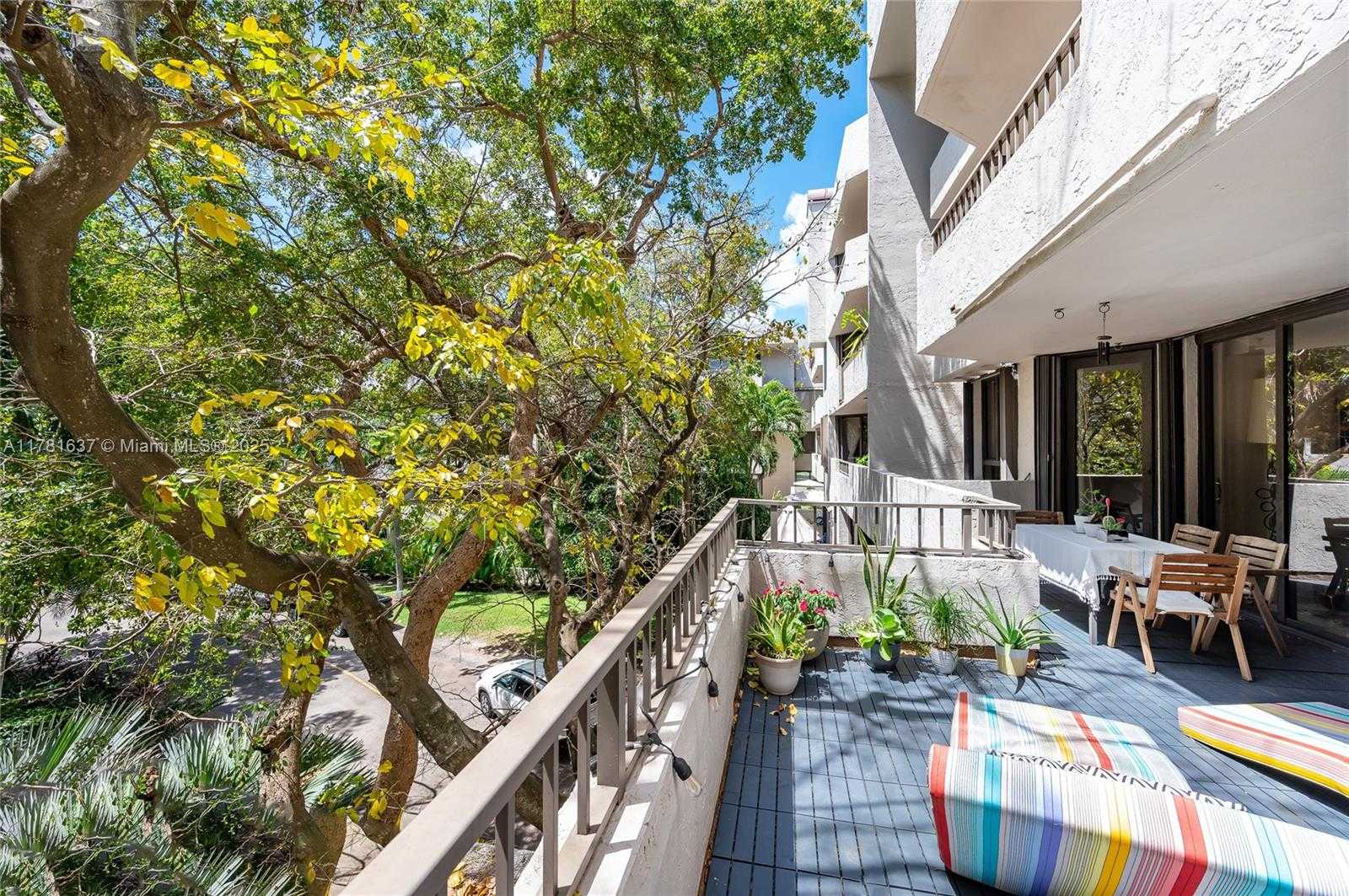 Small Image of 141 CRANDON BLVD #241, Key Biscayne Number 2