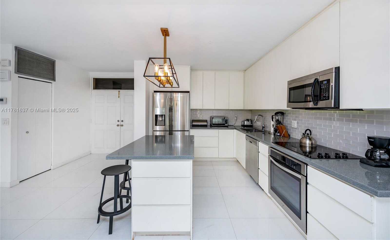 Small Image of 141 CRANDON BLVD #241, Key Biscayne Number 9