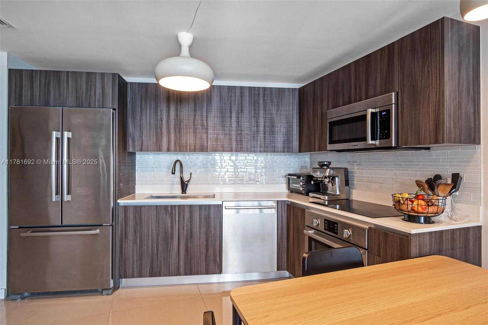 Small Image of 488 NORTH EAST 18TH ST #401, Miami Number 4