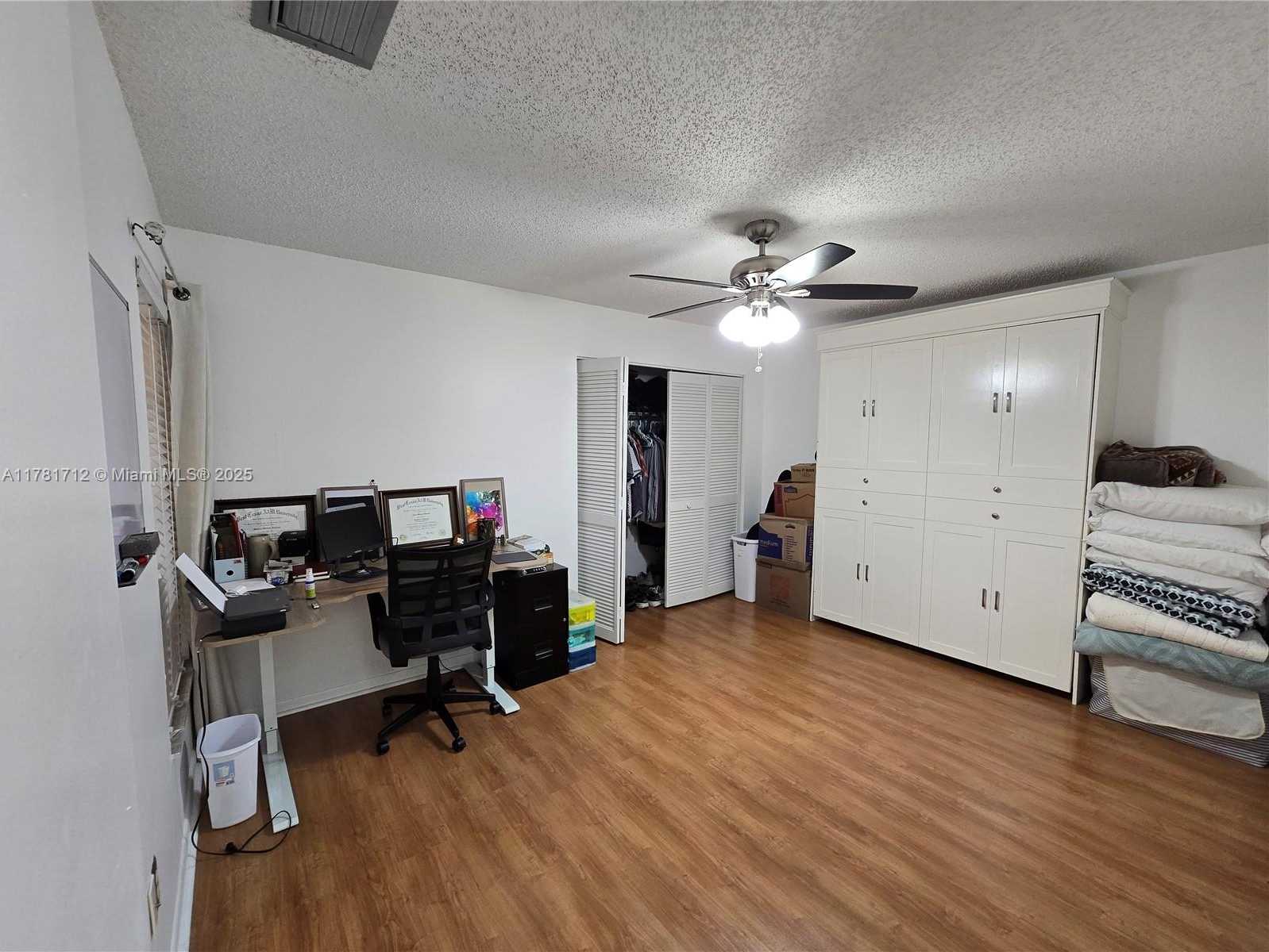 Small Image of 8666 SOUTH WEST 114TH PL, Miami Number 11