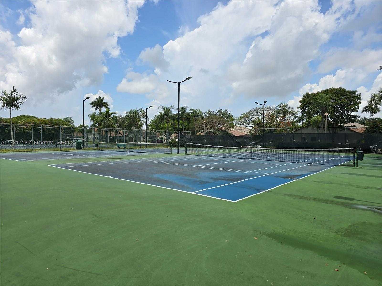 Small Image of 8666 SOUTH WEST 114TH PL, Miami Number 18