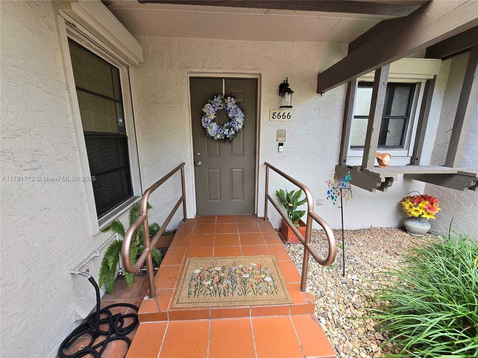 Small Image of 8666 SOUTH WEST 114TH PL, Miami Number 4