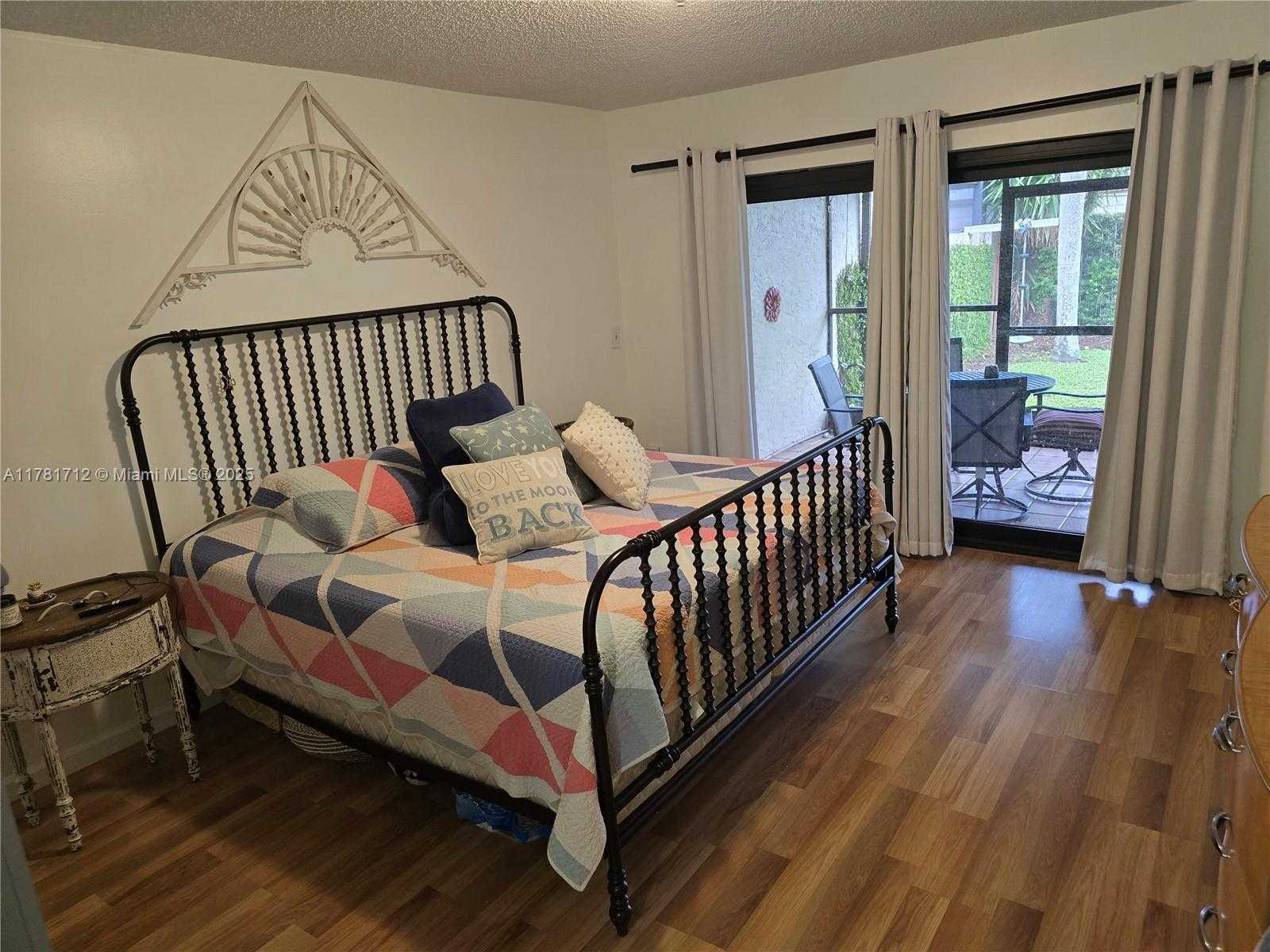 Small Image of 8666 SOUTH WEST 114TH PL, Miami Number 8