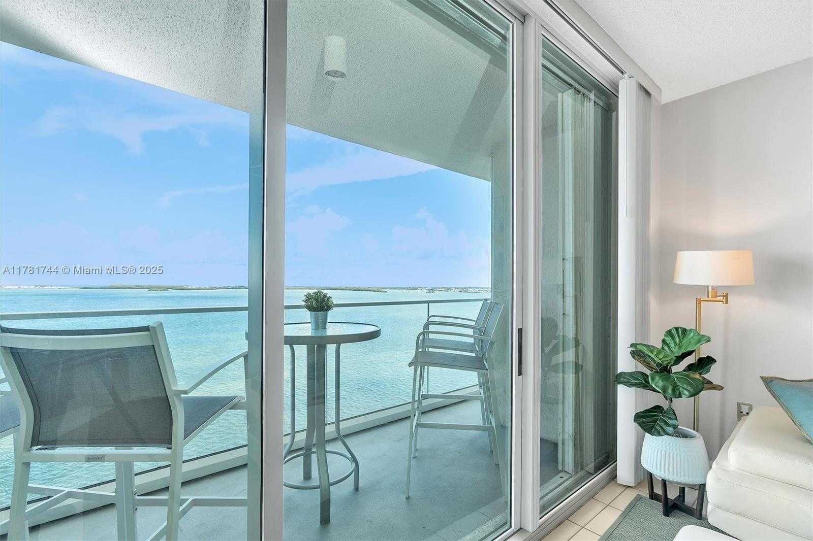 Small Image of 800 CLAUGHTON ISLAND DR #1204, Miami Number 2