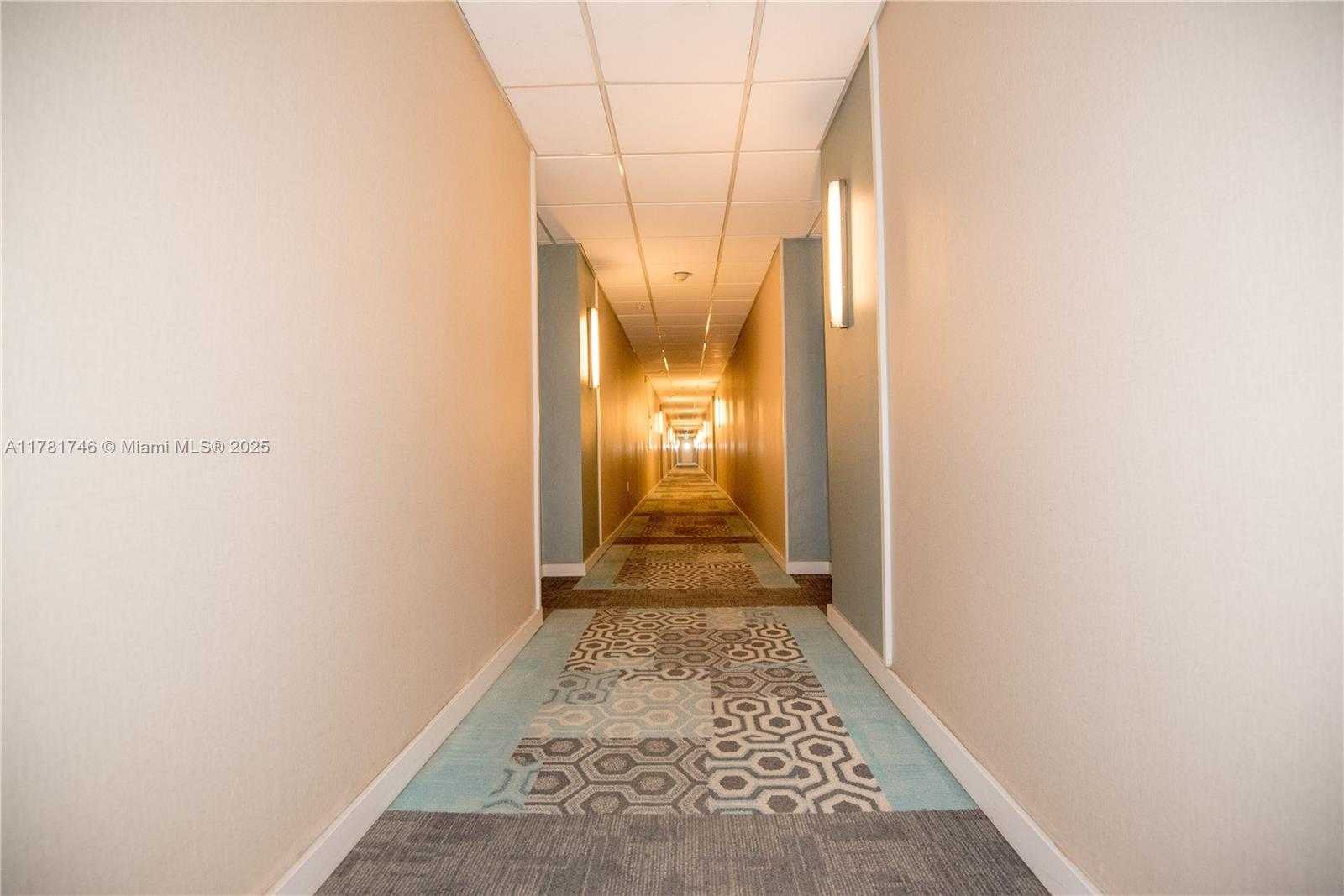 Small Image of 600 NORTH EAST 36TH ST #1105, Miami Number 10