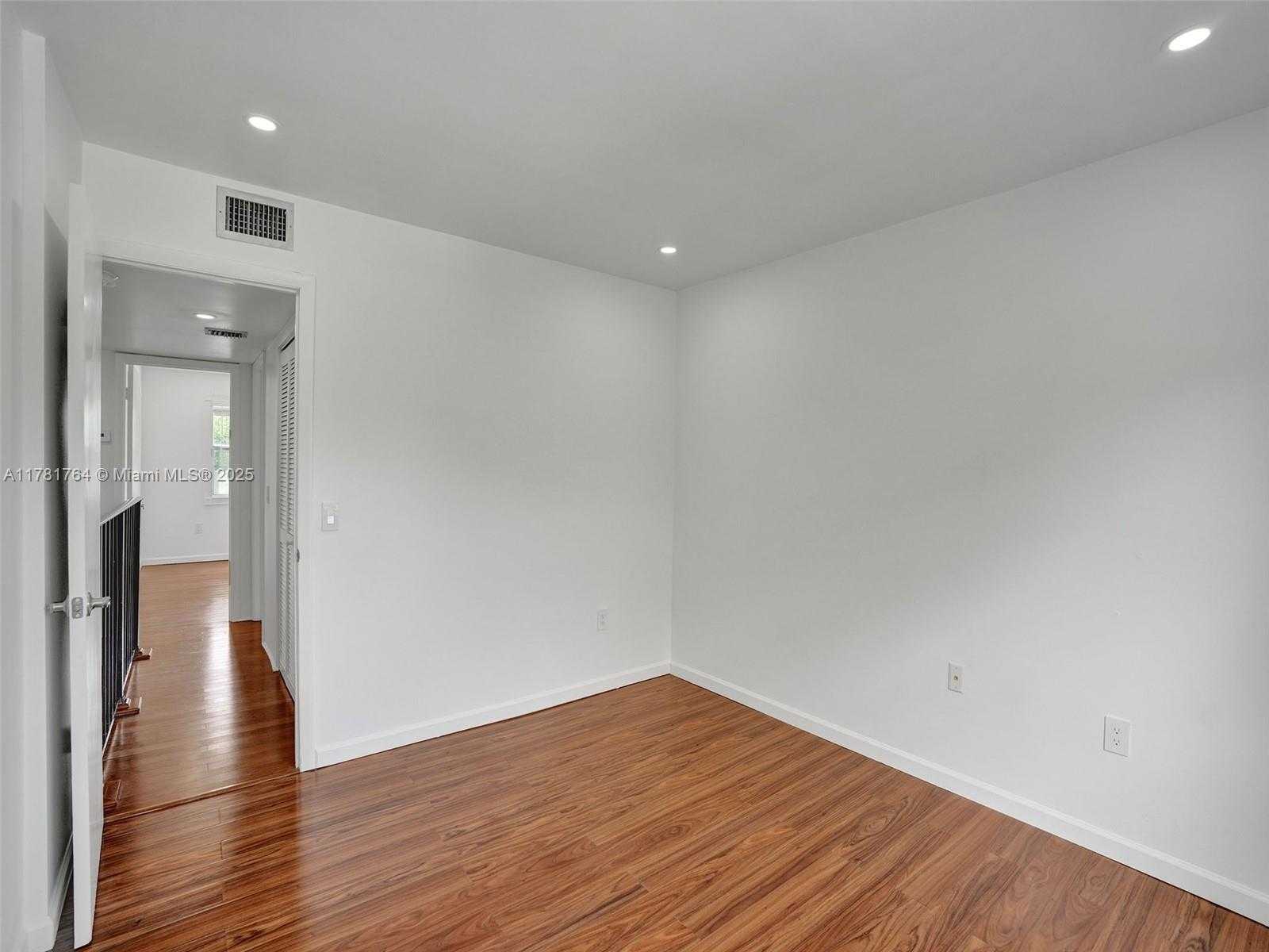 Small Image of 4600 SOUTH WEST 67TH AVE #255, Miami Number 32