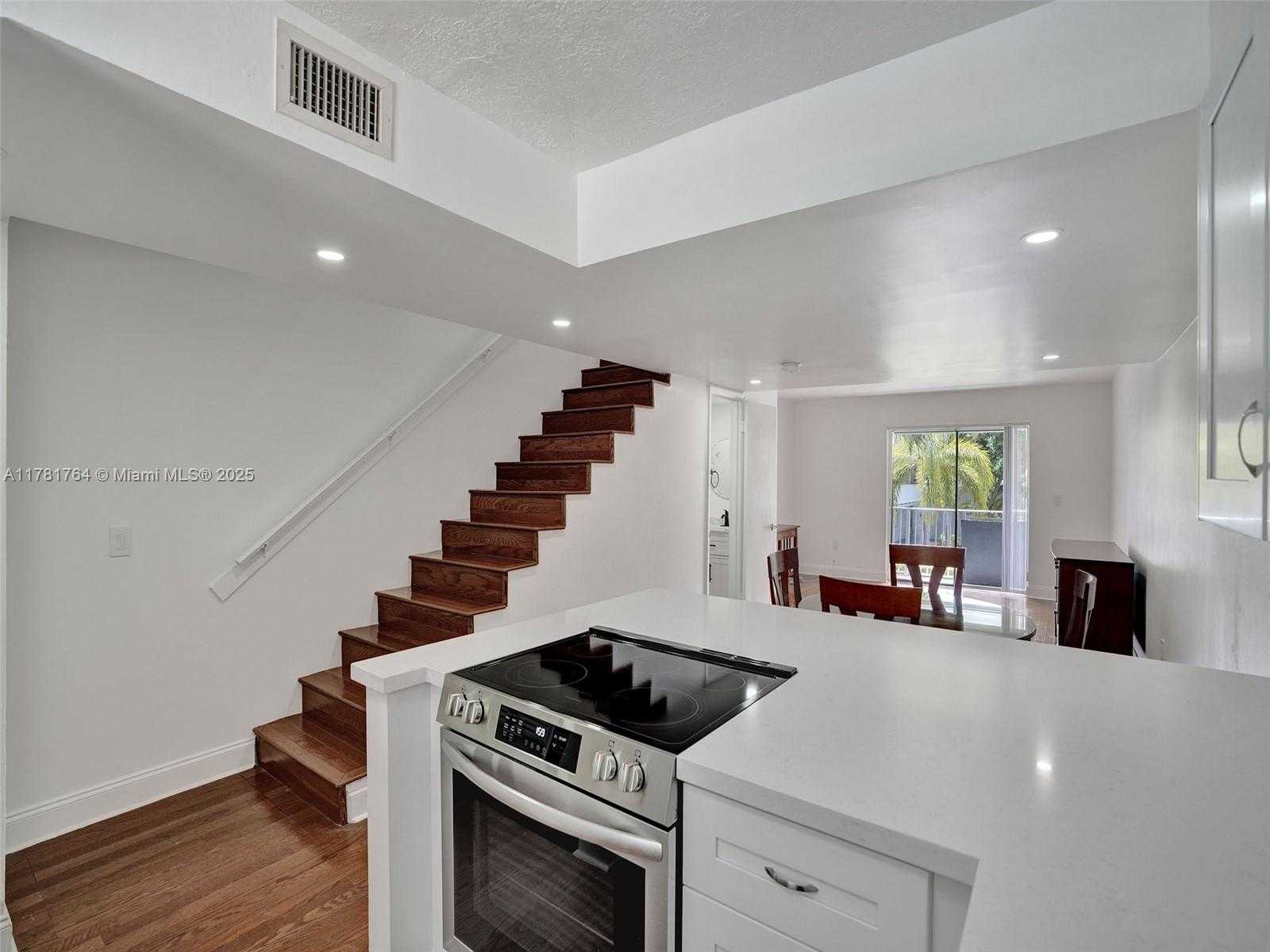 Small Image of 4600 SOUTH WEST 67TH AVE #255, Miami Number 6