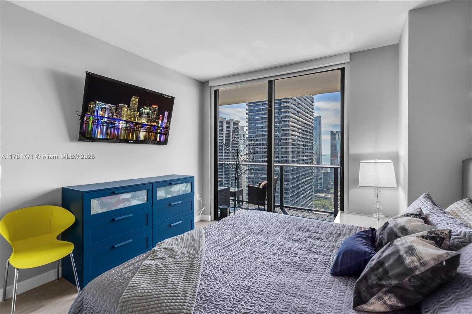 Small Image of 45 SOUTH WEST 9TH ST #3804, Miami Number 12