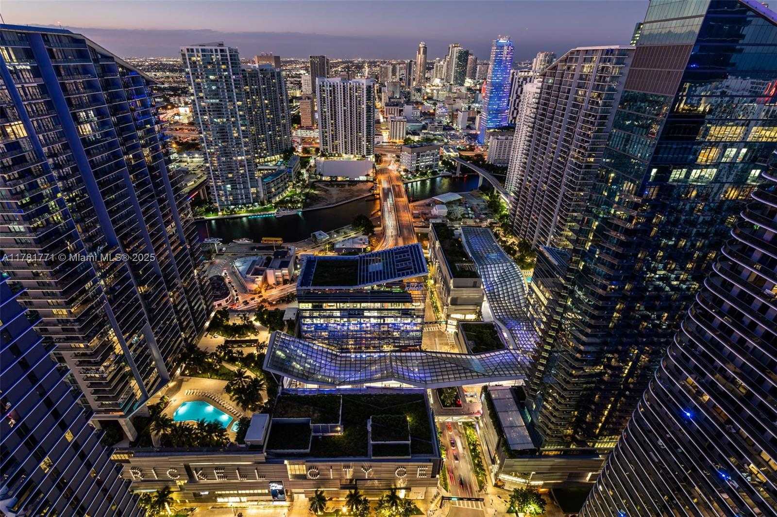 Small Image of 45 SOUTH WEST 9TH ST #3804, Miami Number 32
