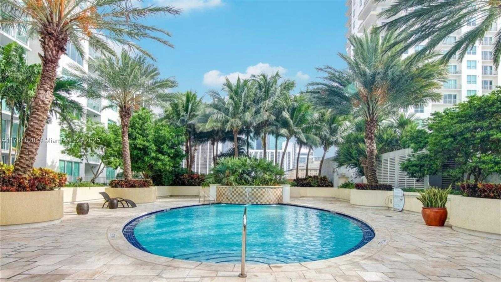 Small Image of 244 BISCAYNE BLVD #2405, Miami Number 33