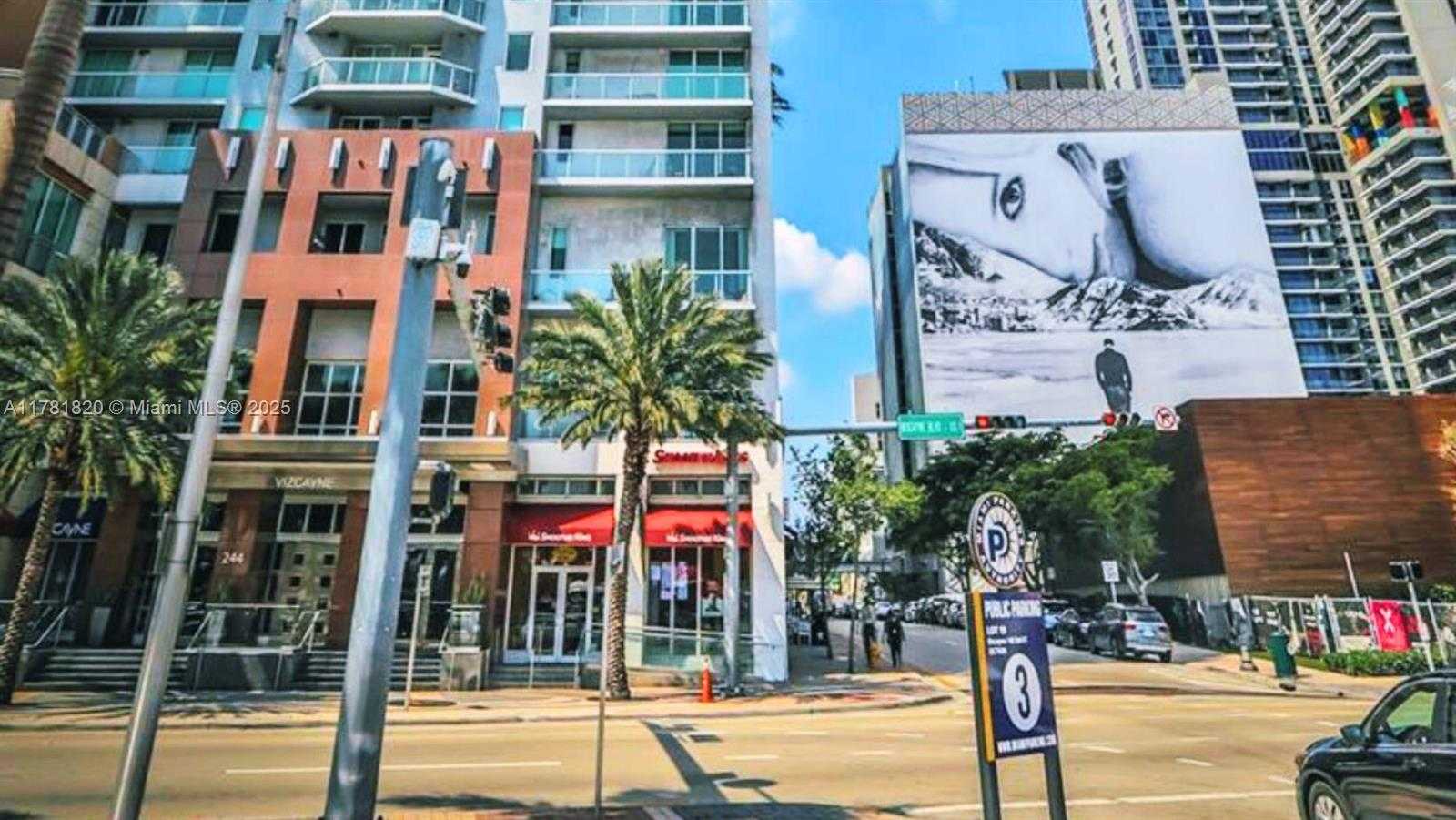 Small Image of 244 BISCAYNE BLVD #2405, Miami Number 36