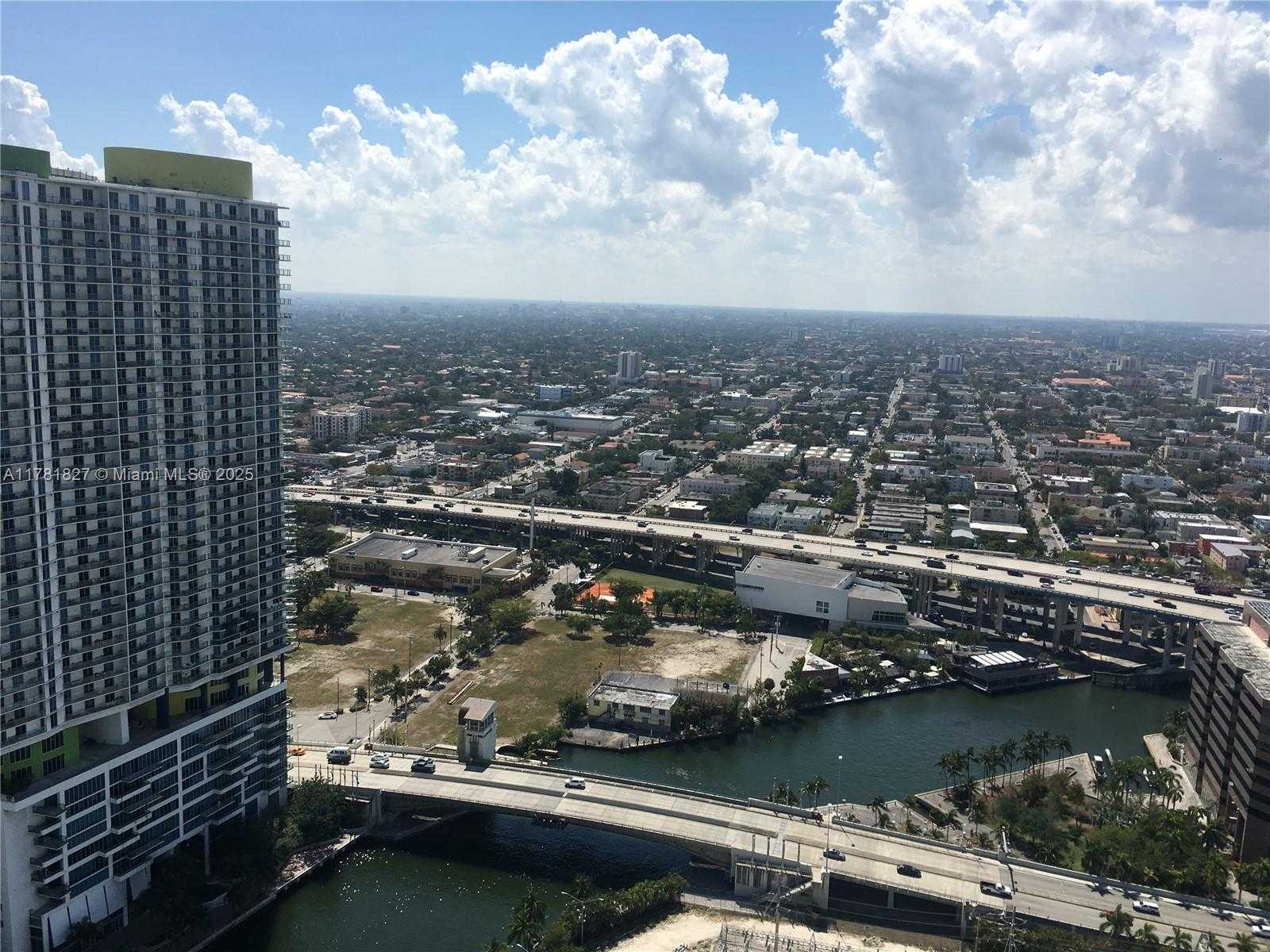 Small Image of 92 SOUTH WEST 3RD ST #4209, Miami Number 10