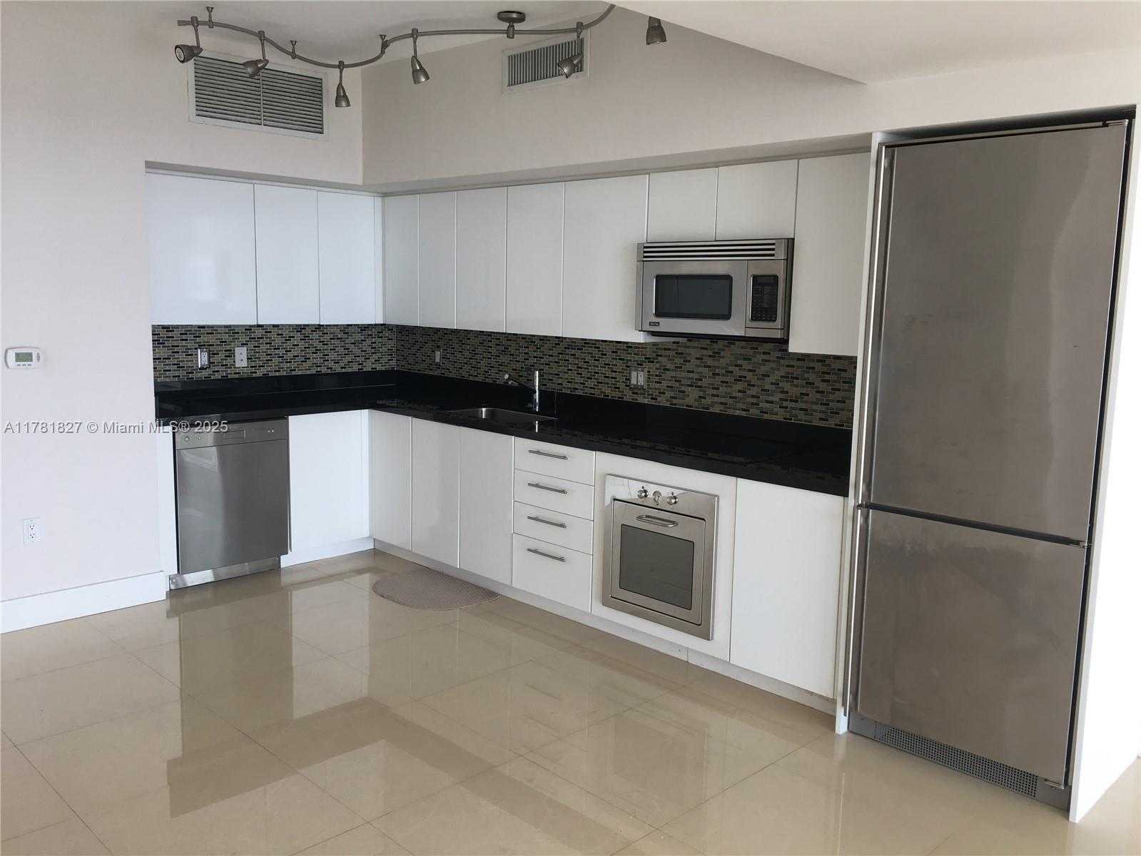 Small Image of 92 SOUTH WEST 3RD ST #4209, Miami Number 3