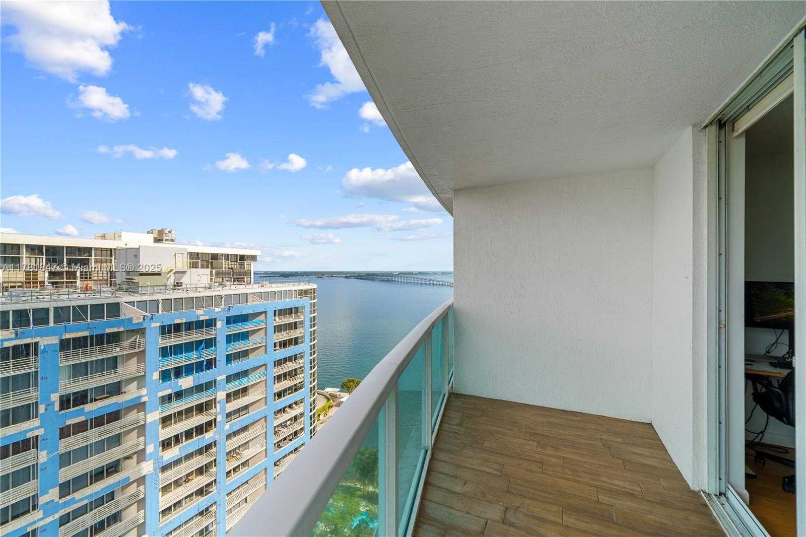 Small Image of 2101 BRICKELL AVE #1802, Miami Number 20