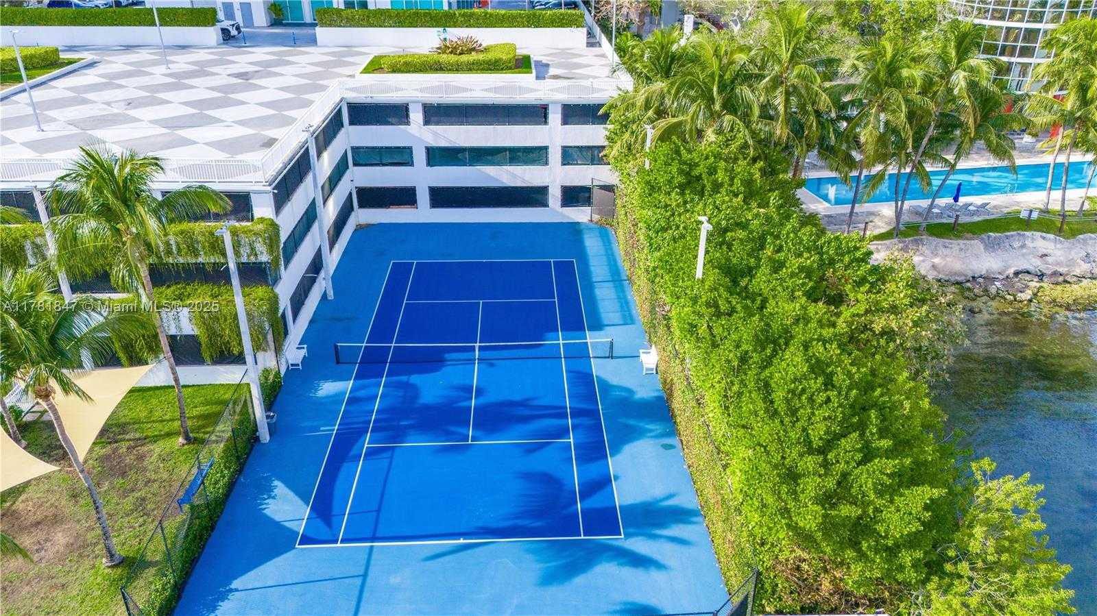 Small Image of 2101 BRICKELL AVE #1802, Miami Number 24