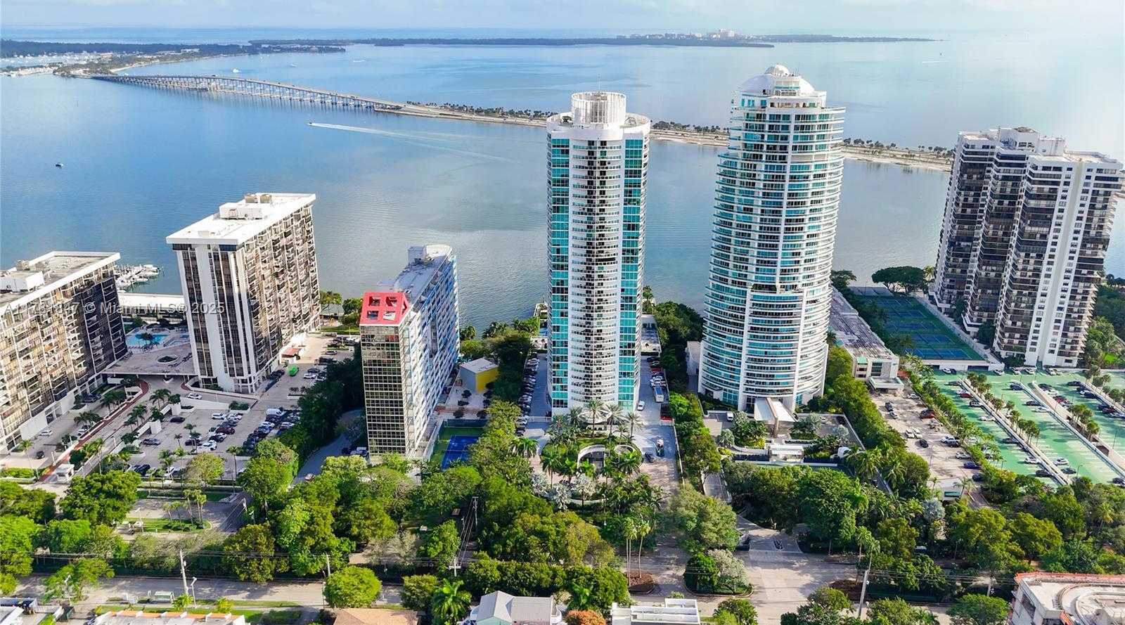 Small Image of 2101 BRICKELL AVE #1802, Miami Number 26
