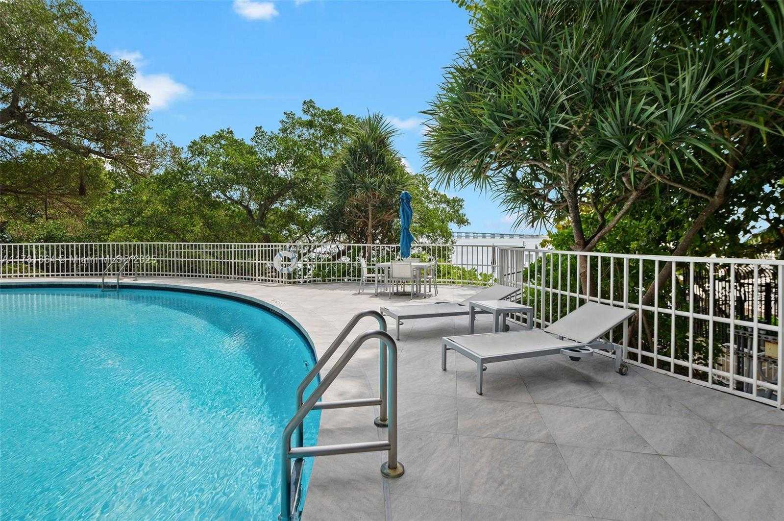 Small Image of 1627 BRICKELL AVE #1506, Miami Number 33