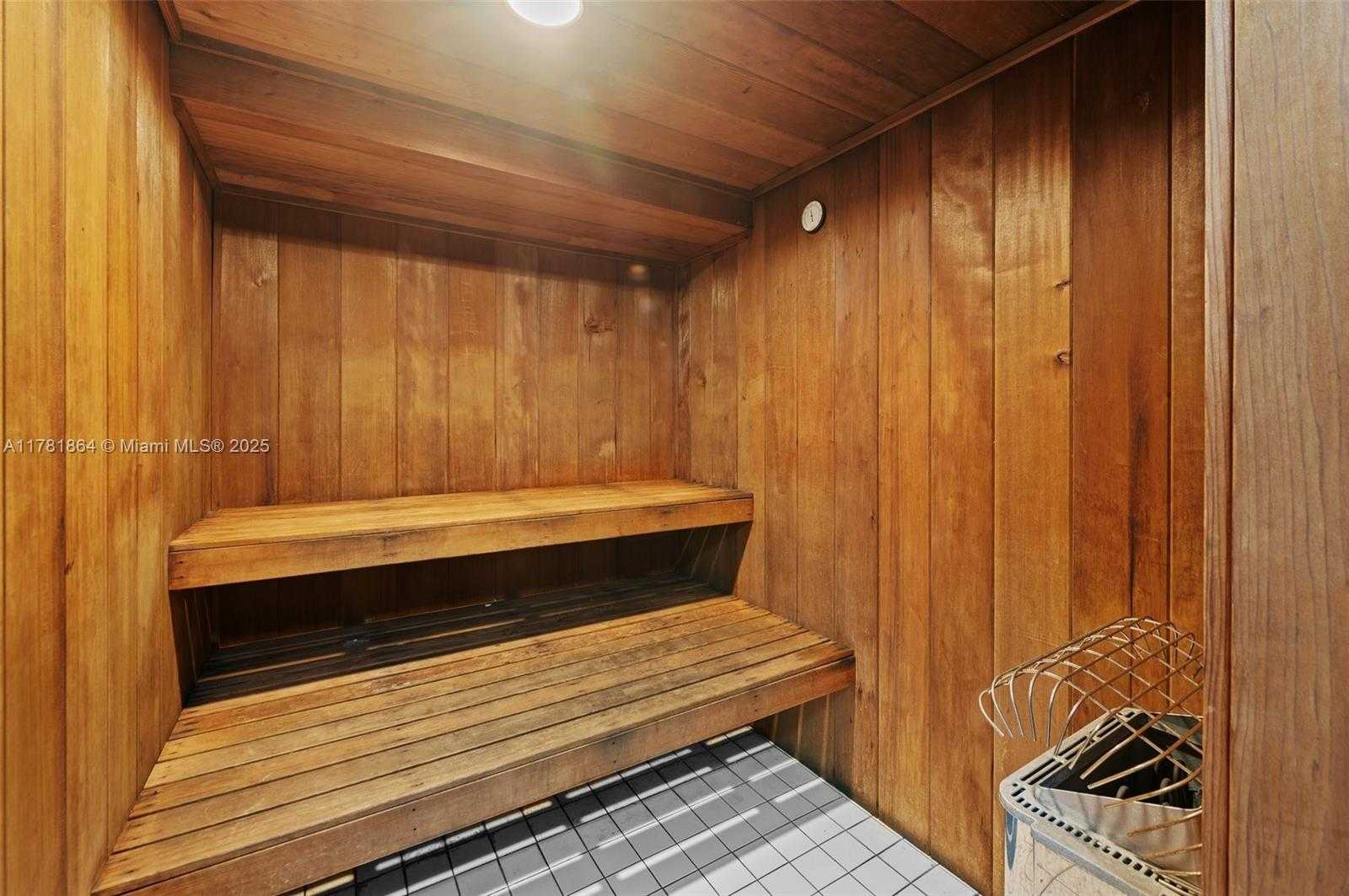 Small Image of 1627 BRICKELL AVE #1506, Miami Number 37