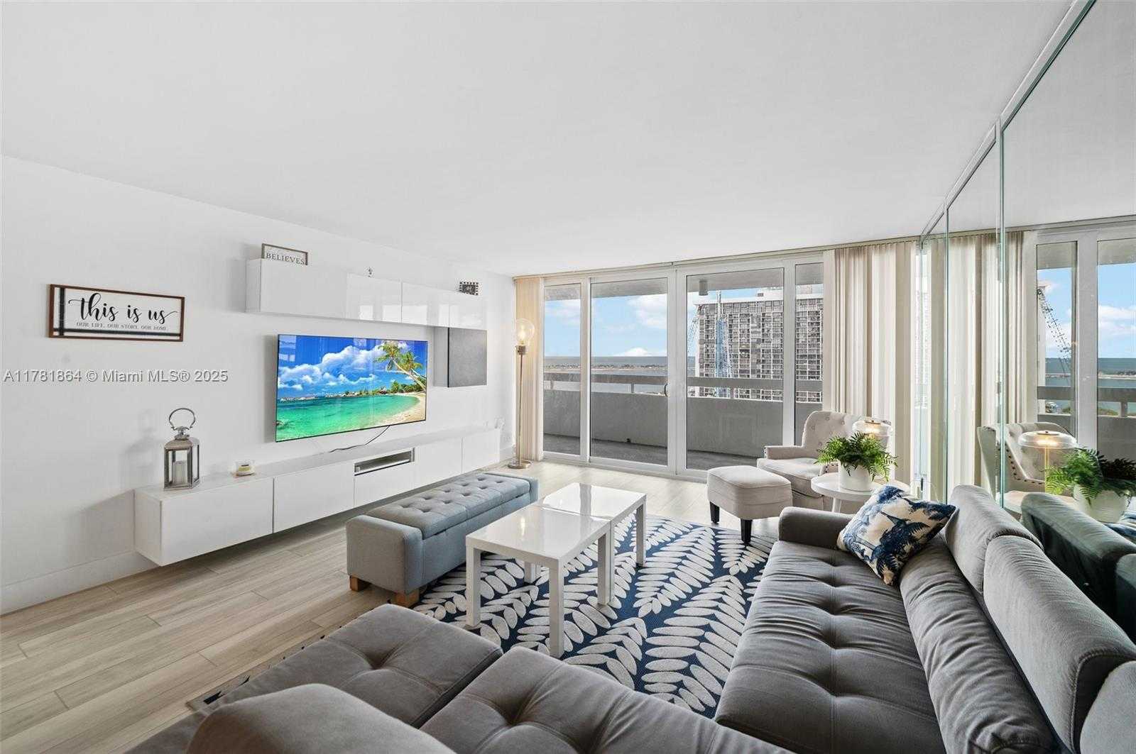 Small Image of 1627 BRICKELL AVE #1506, Miami Number 5