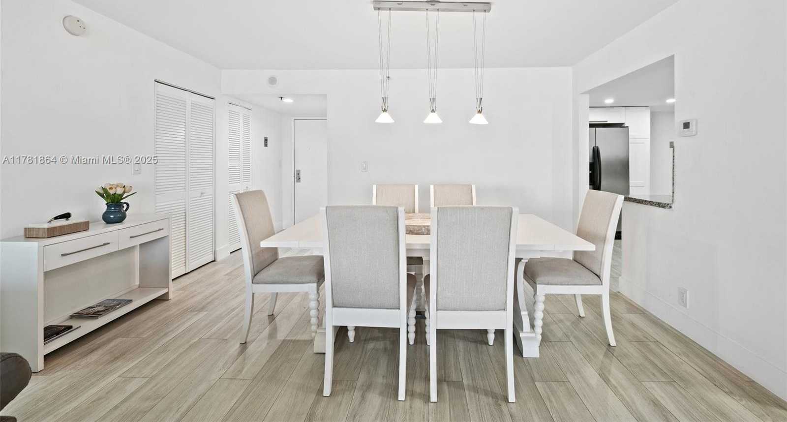 Small Image of 1627 BRICKELL AVE #1506, Miami Number 8