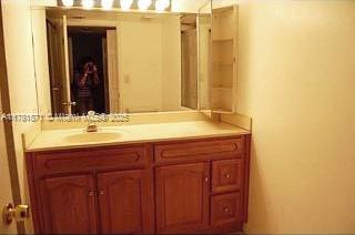 Small Image of 4861 NORTH WEST 97TH CT #383, Doral Number 11