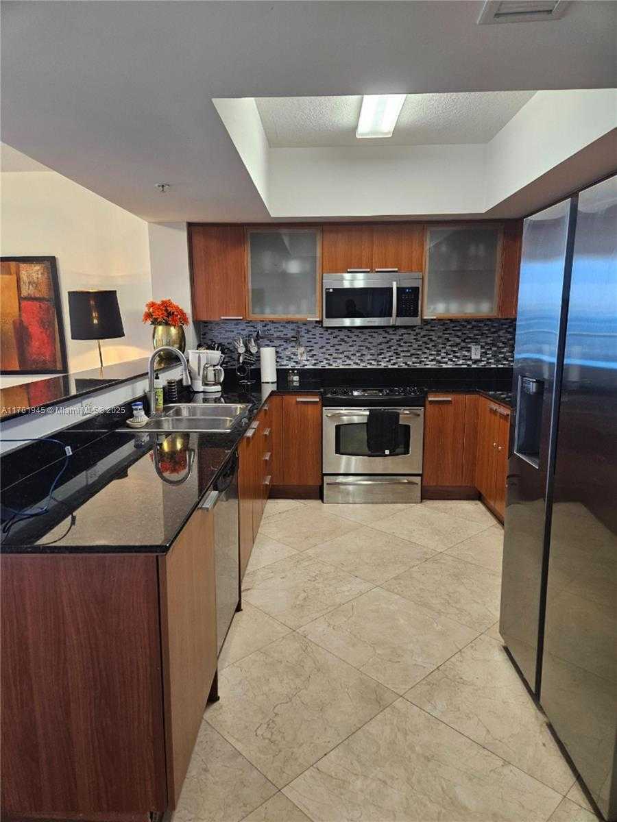 Small Image of 16699 COLLINS AVE #2805, Sunny Isles Beach Number 4