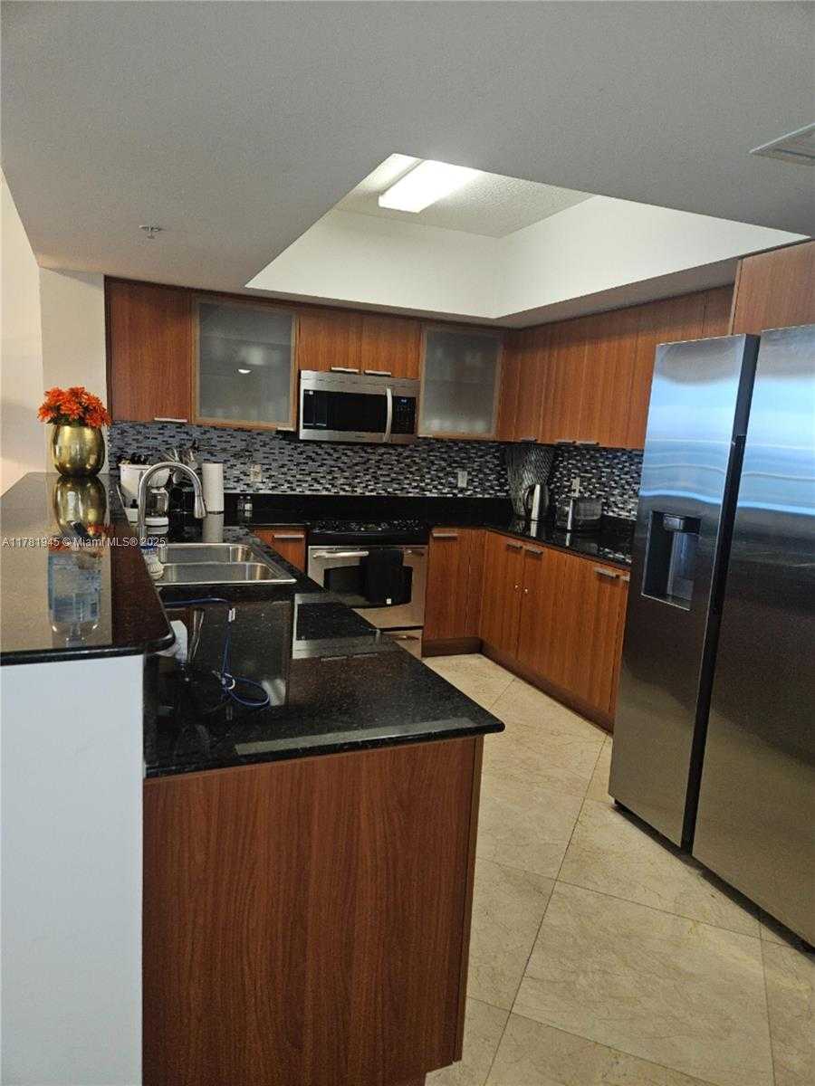 Small Image of 16699 COLLINS AVE #2805, Sunny Isles Beach Number 5