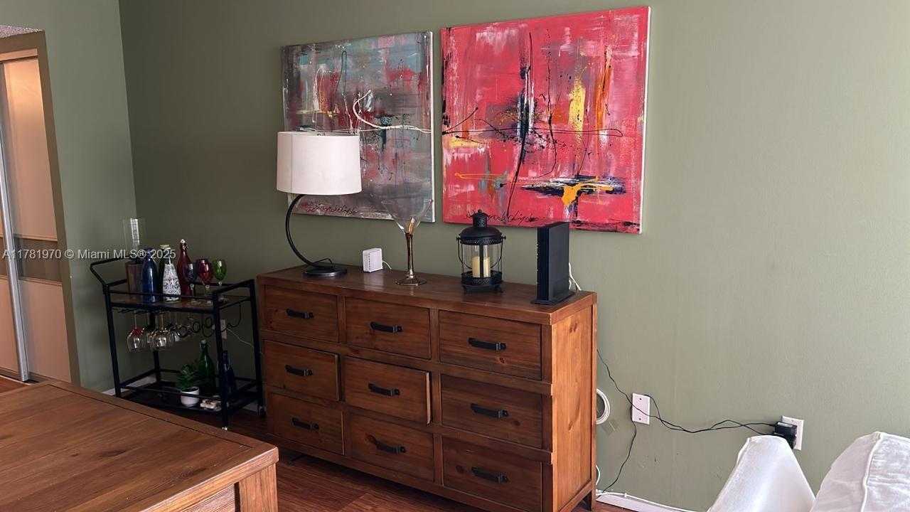 Small Image of 20515 EAST COUNTRY CLUB DR #648, Aventura Number 10