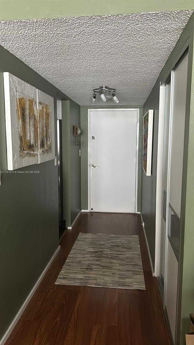 Small Image of 20515 EAST COUNTRY CLUB DR #648, Aventura Number 29