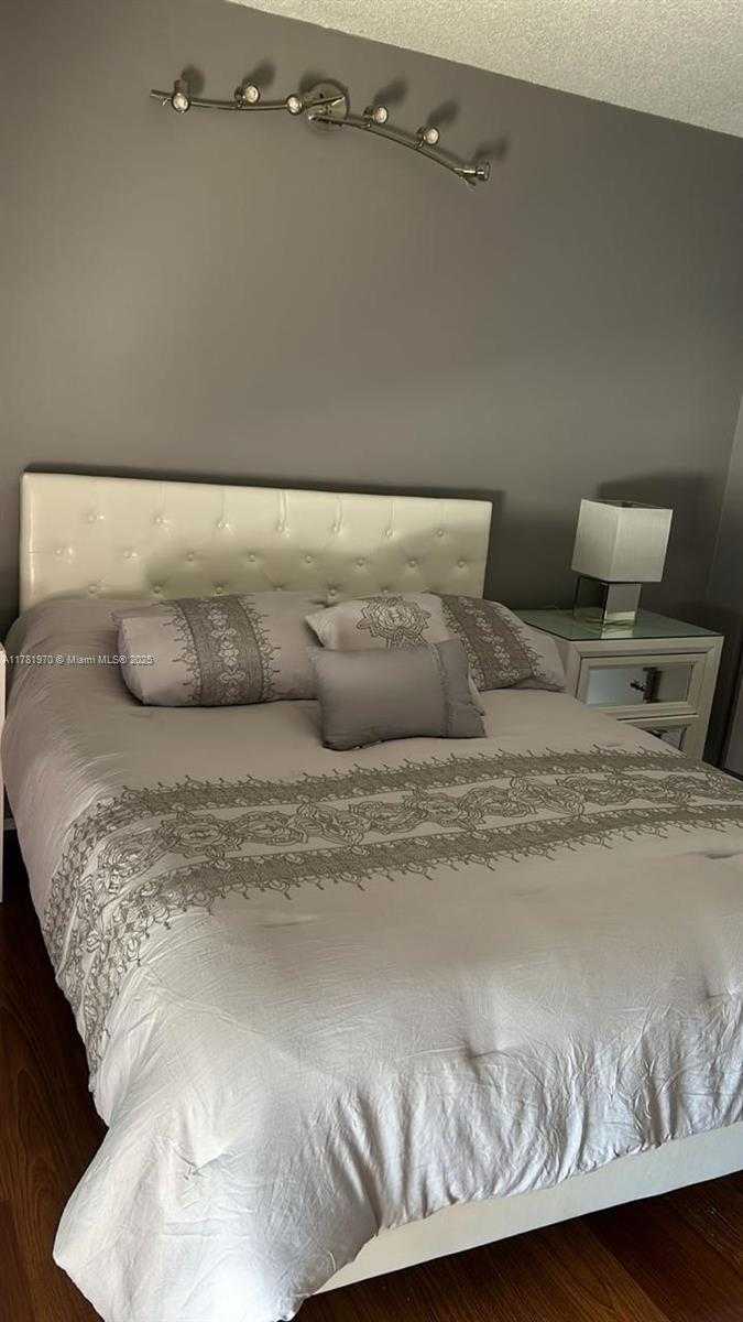 Small Image of 20515 EAST COUNTRY CLUB DR #648, Aventura Number 37