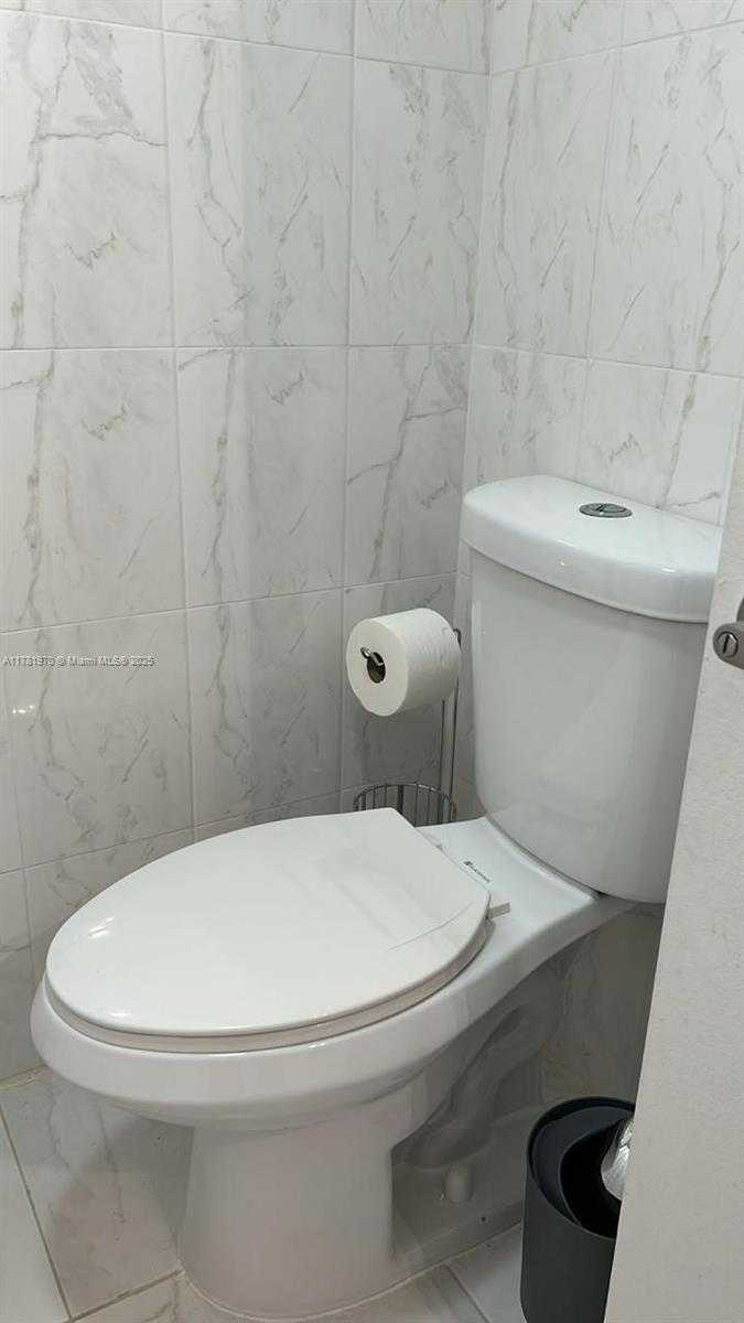 Small Image of 20515 EAST COUNTRY CLUB DR #648, Aventura Number 38