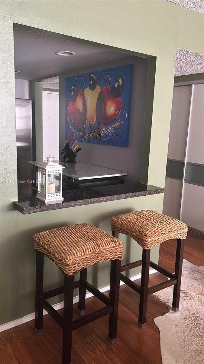 Small Image of 20515 EAST COUNTRY CLUB DR #648, Aventura Number 6