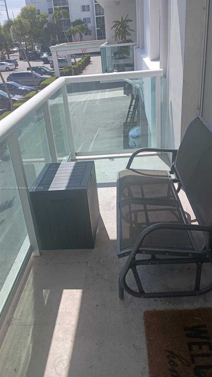 Small Image of 2841 NORTH EAST 163RD ST #214, North Miami Beach Number 3