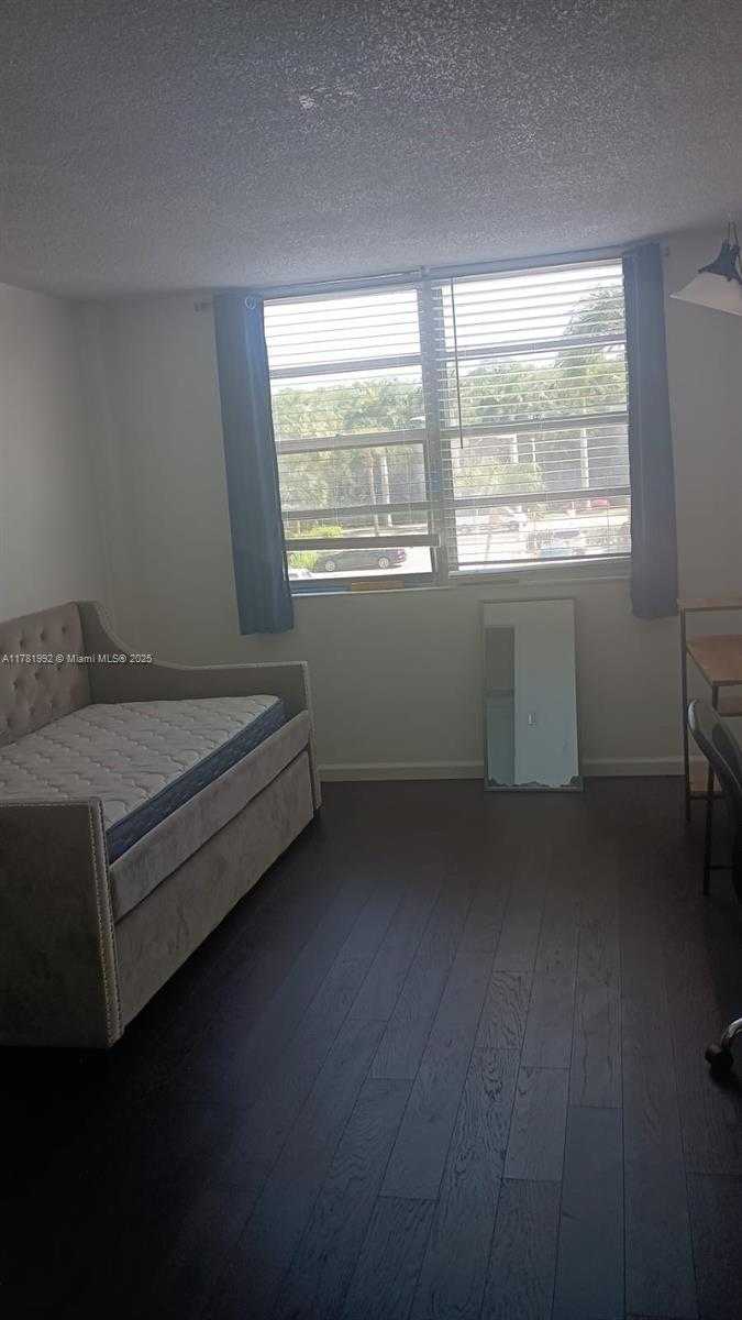 Small Image of 2841 NORTH EAST 163RD ST #214, North Miami Beach Number 8