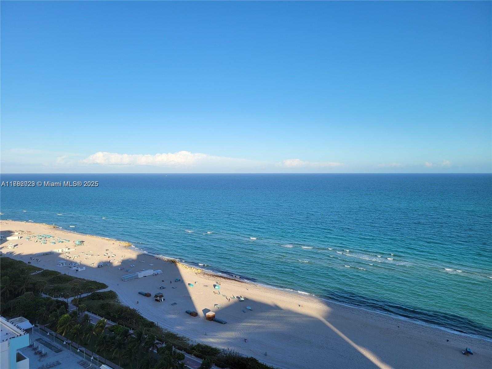 Small Image of 2655 COLLINS AVE #PH-9, Miami Beach Number 4