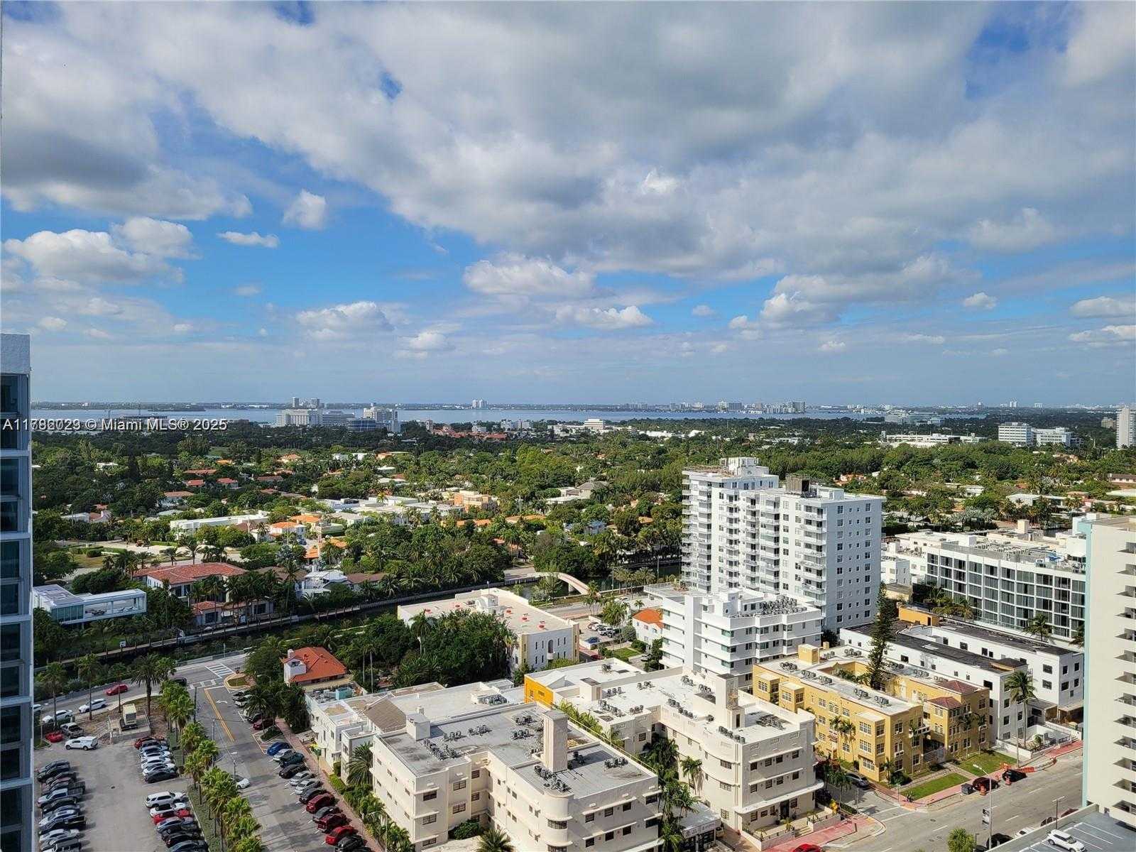 Small Image of 2655 COLLINS AVE #PH-9, Miami Beach Number 5