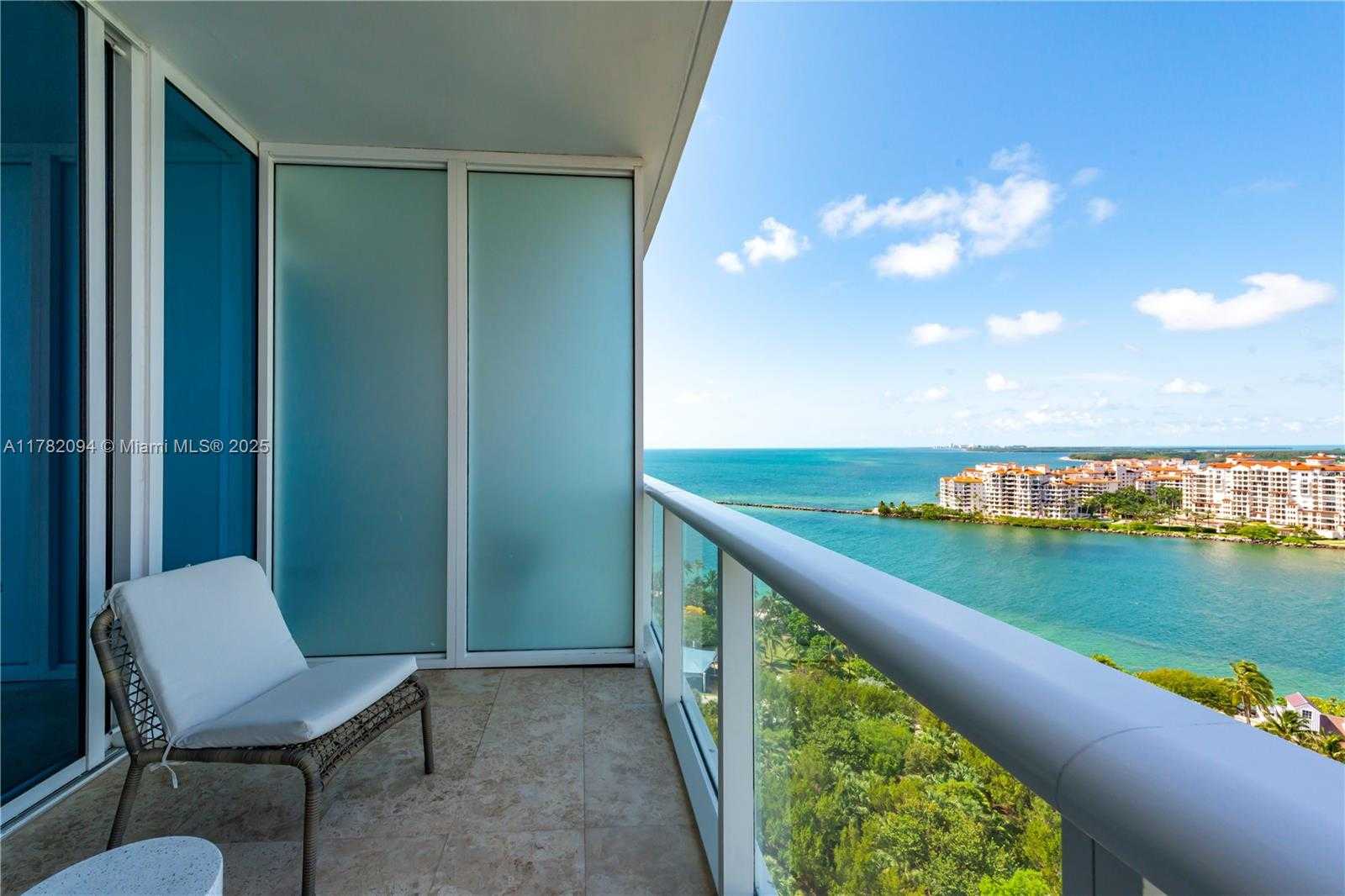 Small Image of 100 SOUTH POINTE DR #1802, Miami Beach Number 17