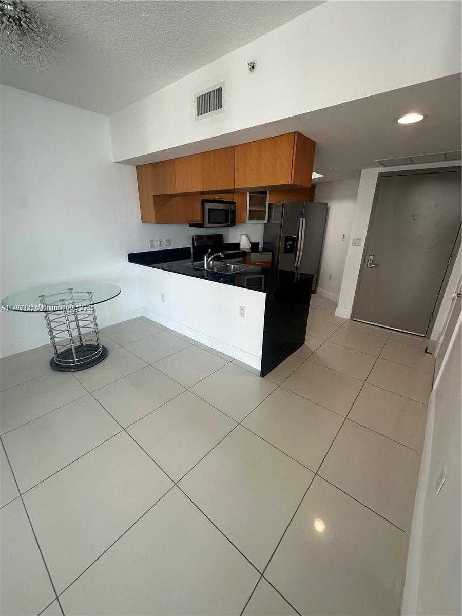 Small Image of 1750 NORTH BAYSHORE DR #3702, Miami Number 11
