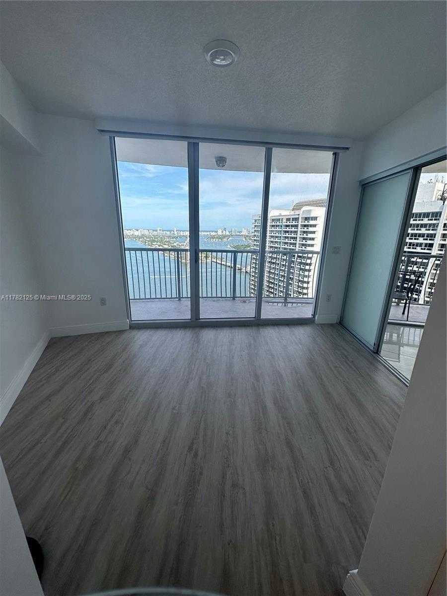 Small Image of 1750 NORTH BAYSHORE DR #3702, Miami Number 12