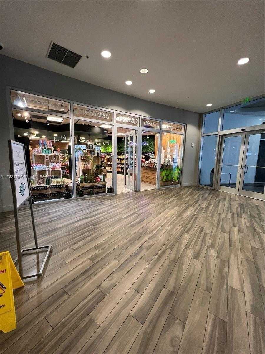 Small Image of 1750 NORTH BAYSHORE DR #3702, Miami Number 16