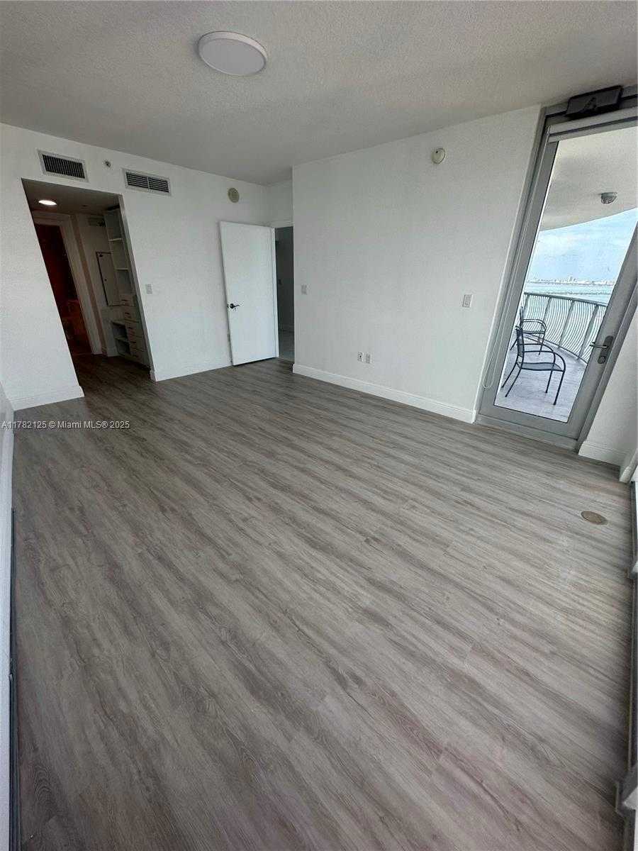 Small Image of 1750 NORTH BAYSHORE DR #3702, Miami Number 8
