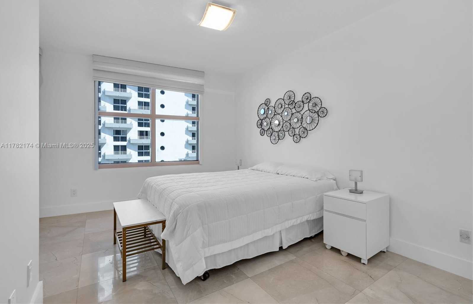 Small Image of 1500 OCEAN DR #505, Miami Beach Number 21