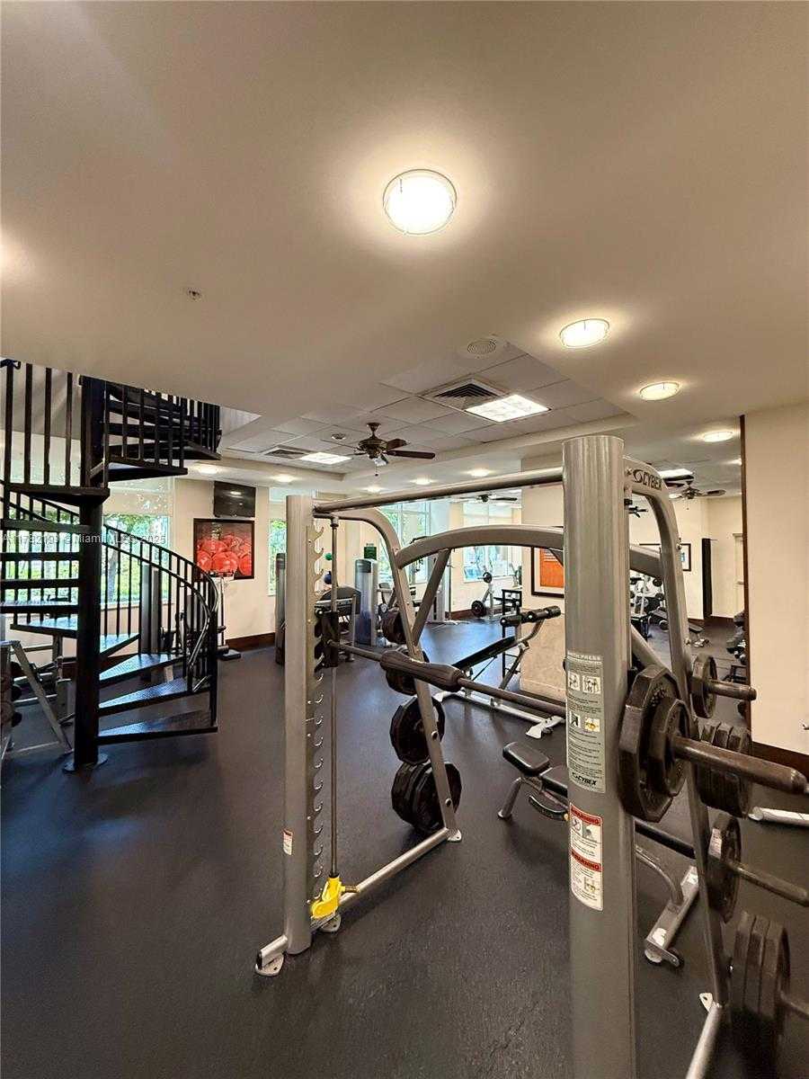 Small Image of 19501 WEST COUNTRY CLUB DR #2014, Aventura Number 12