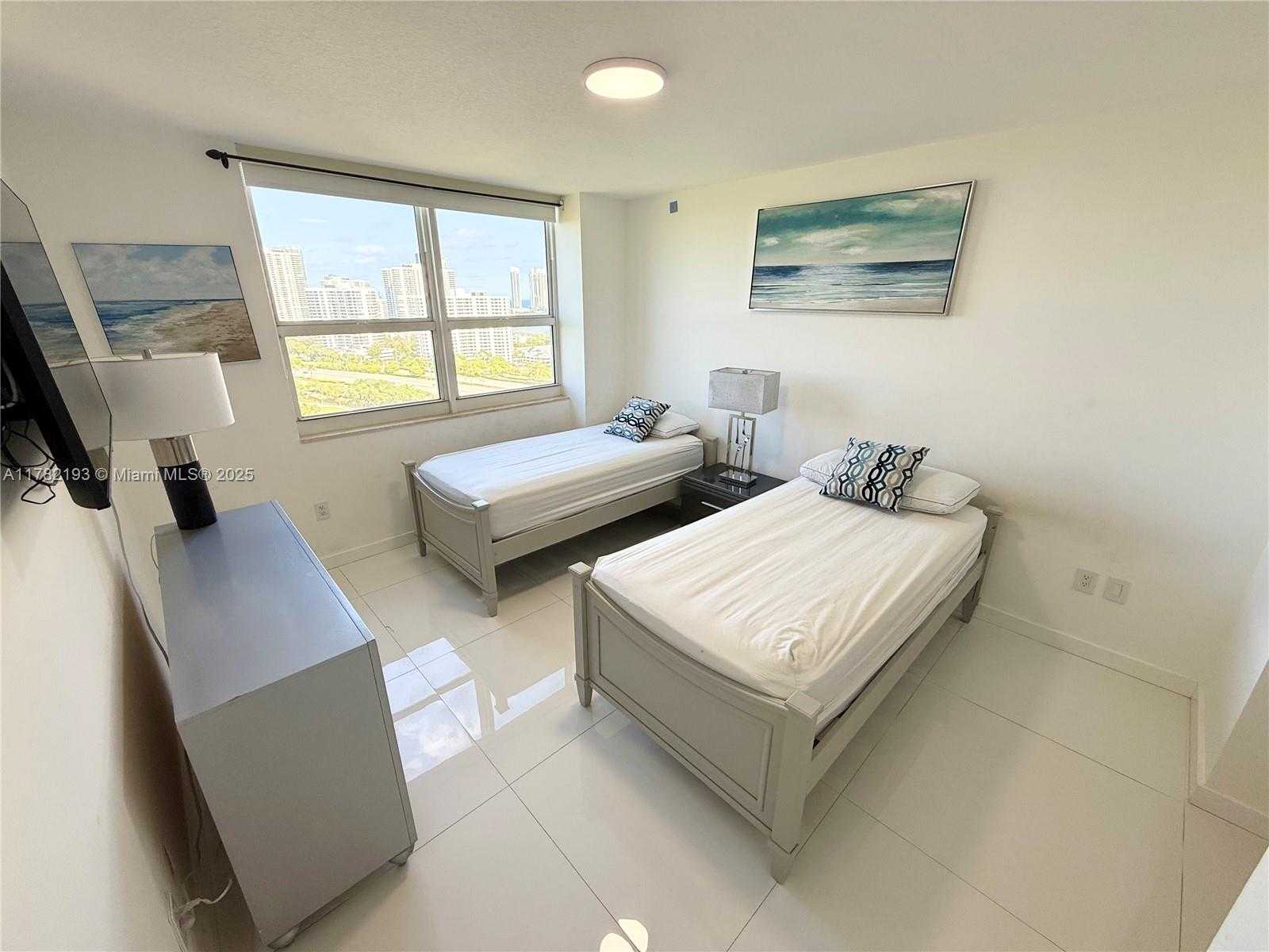Small Image of 19501 WEST COUNTRY CLUB DR #2014, Aventura Number 32