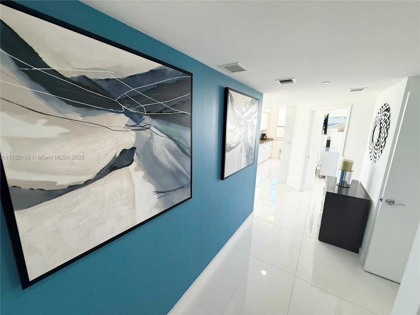 Small Image of 19501 WEST COUNTRY CLUB DR #2014, Aventura Number 36