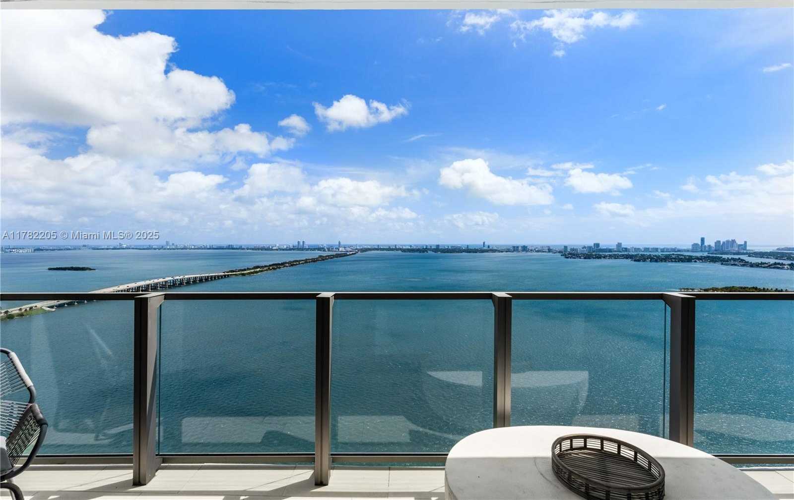 Small Image of 2900 NORTH EAST 7TH AVE #3604, Miami Number 17