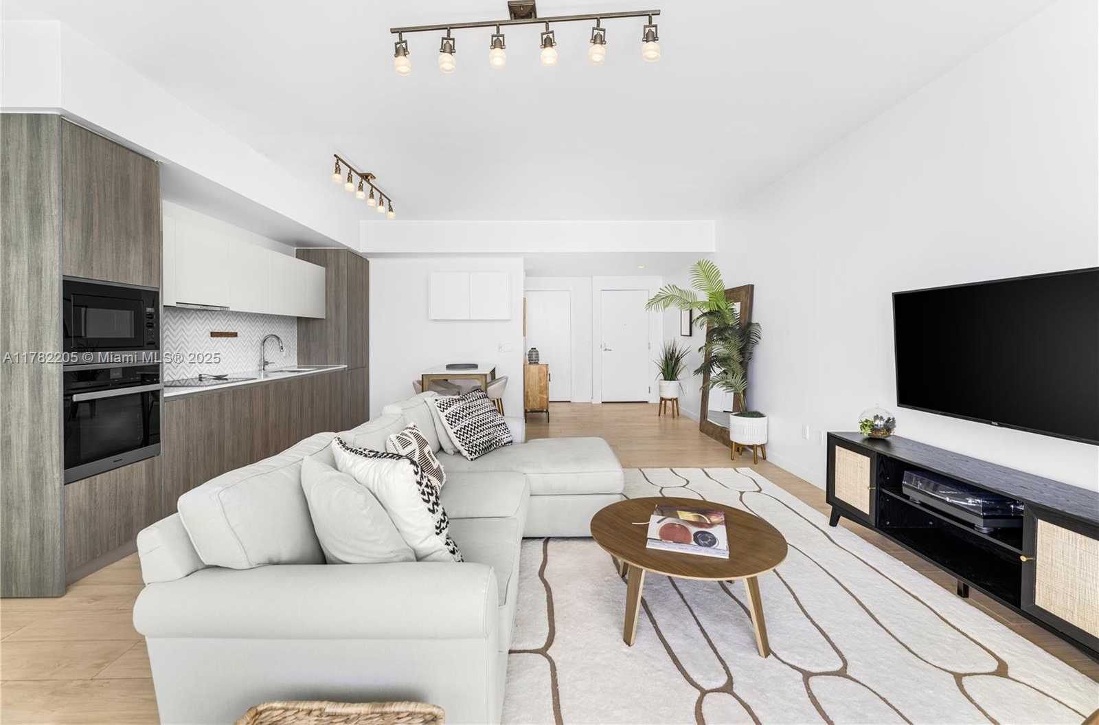Small Image of 2900 NORTH EAST 7TH AVE #3604, Miami Number 5
