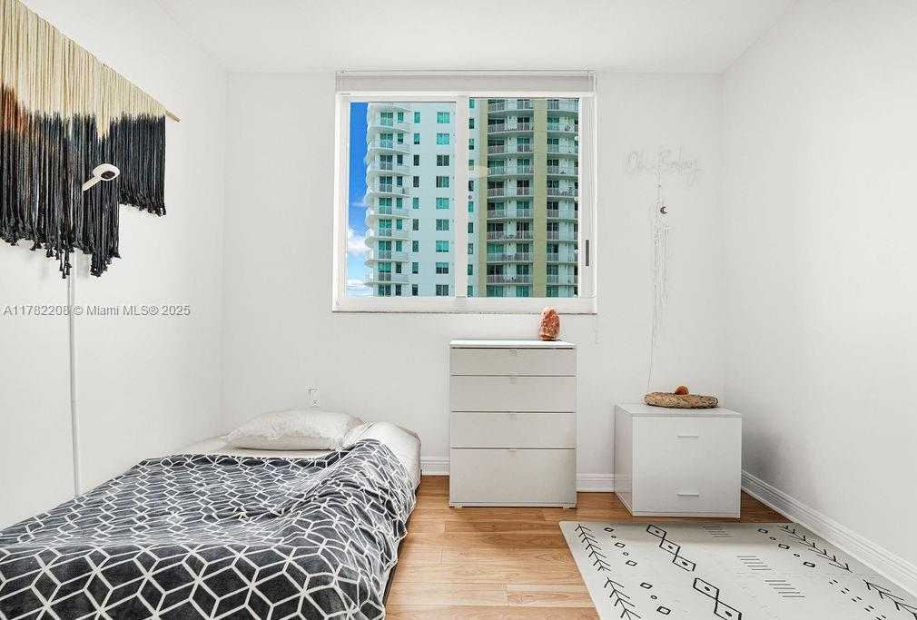 Small Image of 1755 EAST HALLANDALE BEACH BLVD #708E, Hallandale Beach Number 13