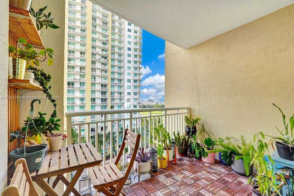 Small Image of 1755 EAST HALLANDALE BEACH BLVD #708E, Hallandale Beach Number 20