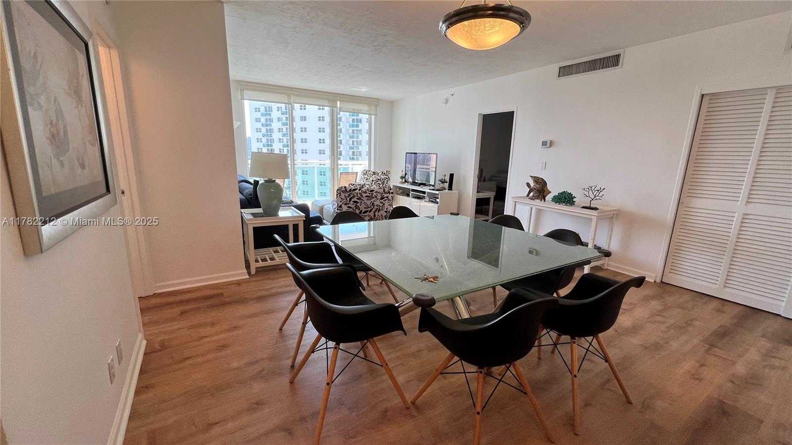 Small Image of 3001 SOUTH OCEAN DR #1241, Hollywood Number 11